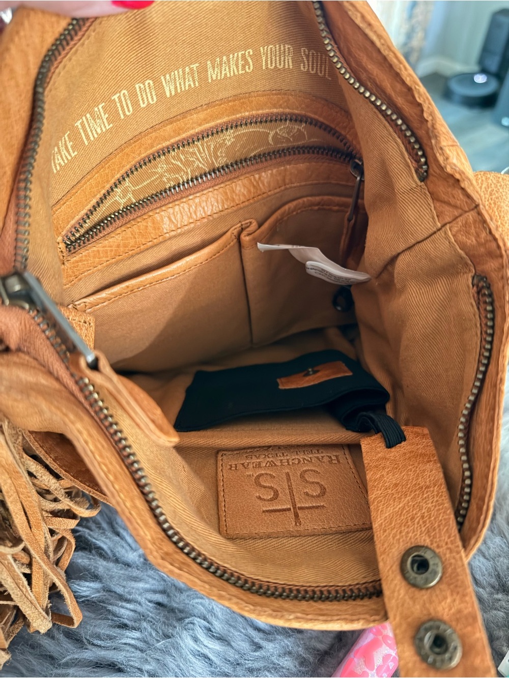STS Ranchwear Fringe Leather Bag - Picture 12 of 12